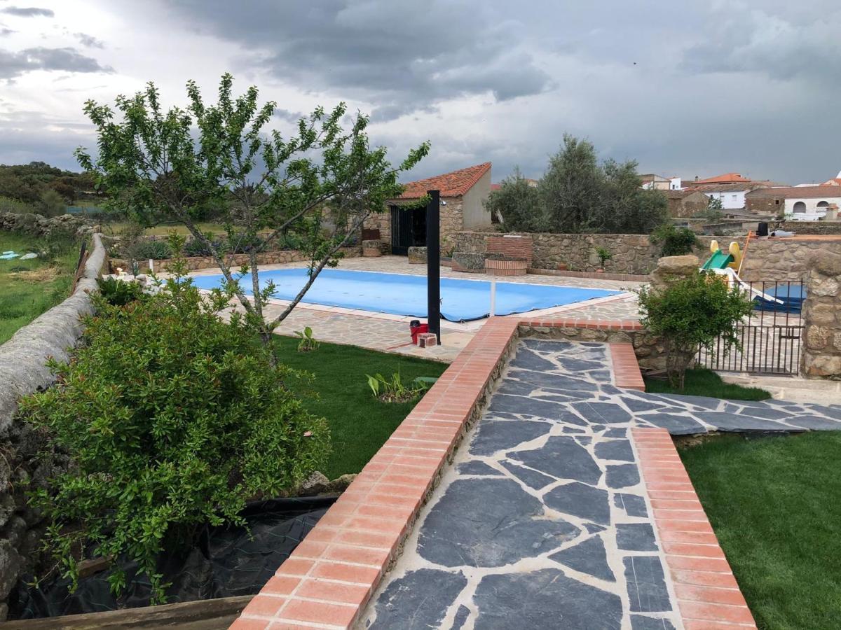 Casa - Apartamento Rural La Tahona Del Abuelo Plasenzuela Екстер'єр фото