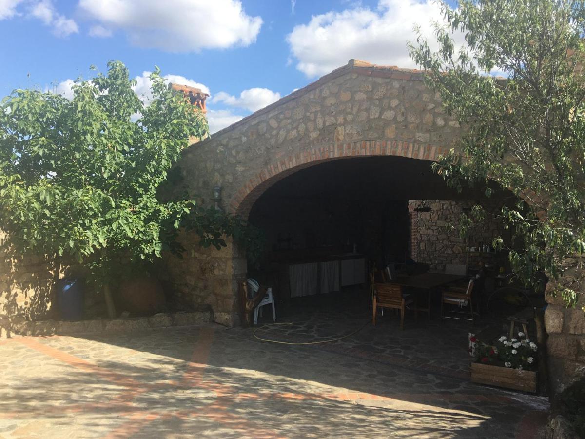 Casa - Apartamento Rural La Tahona Del Abuelo Plasenzuela Екстер'єр фото